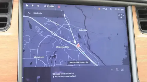 2021 Tesla Model X 5YJXCDE22MF322718