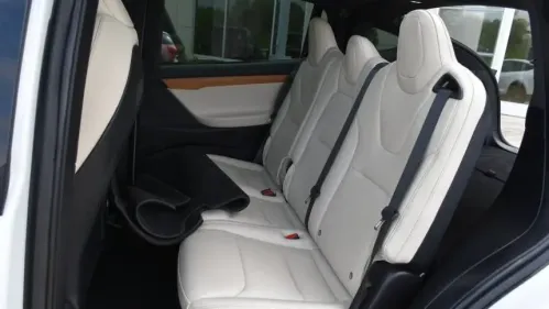 2021 Tesla Model X 5YJXCDE22MF322718