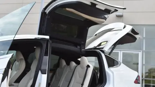 2021 Tesla Model X 5YJXCDE22MF322718