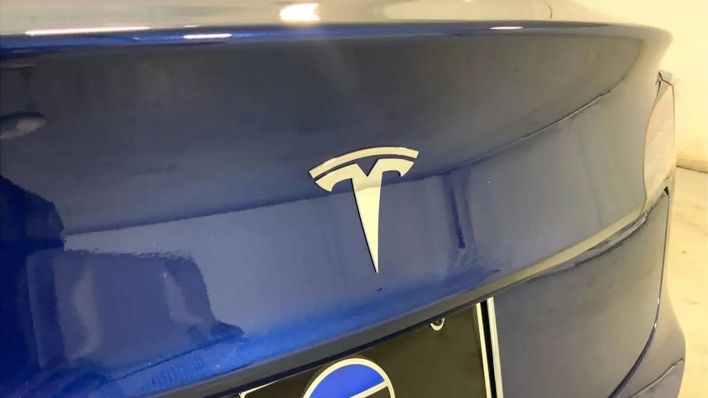 2023 Tesla Model 3 5YJ3E1EA5PF686425