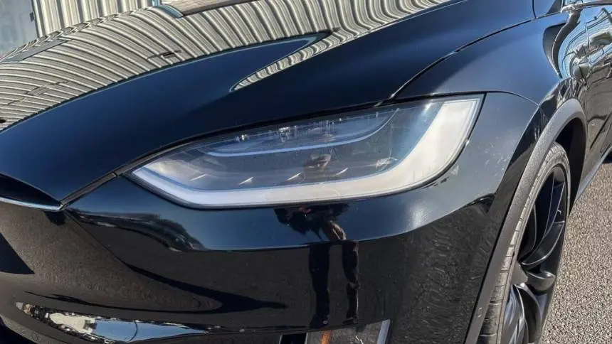 2017 Tesla Model X 5YJXCDE26HF056822