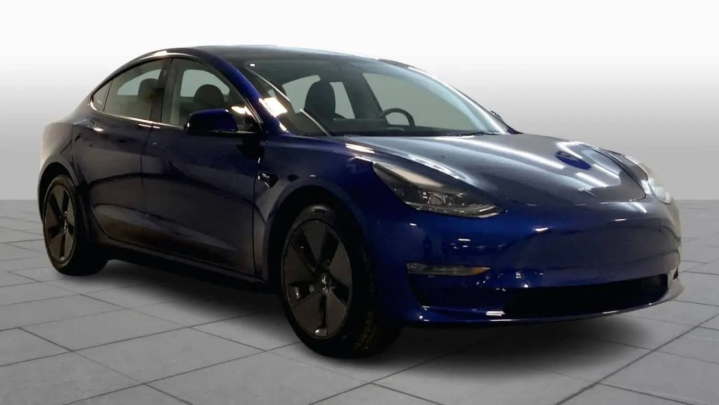 2023 Tesla Model 3 5YJ3E1EA5PF686425