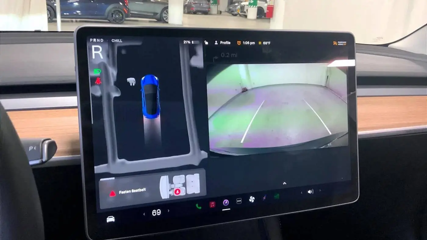 2023 Tesla Model 3 5YJ3E1EA5PF686425