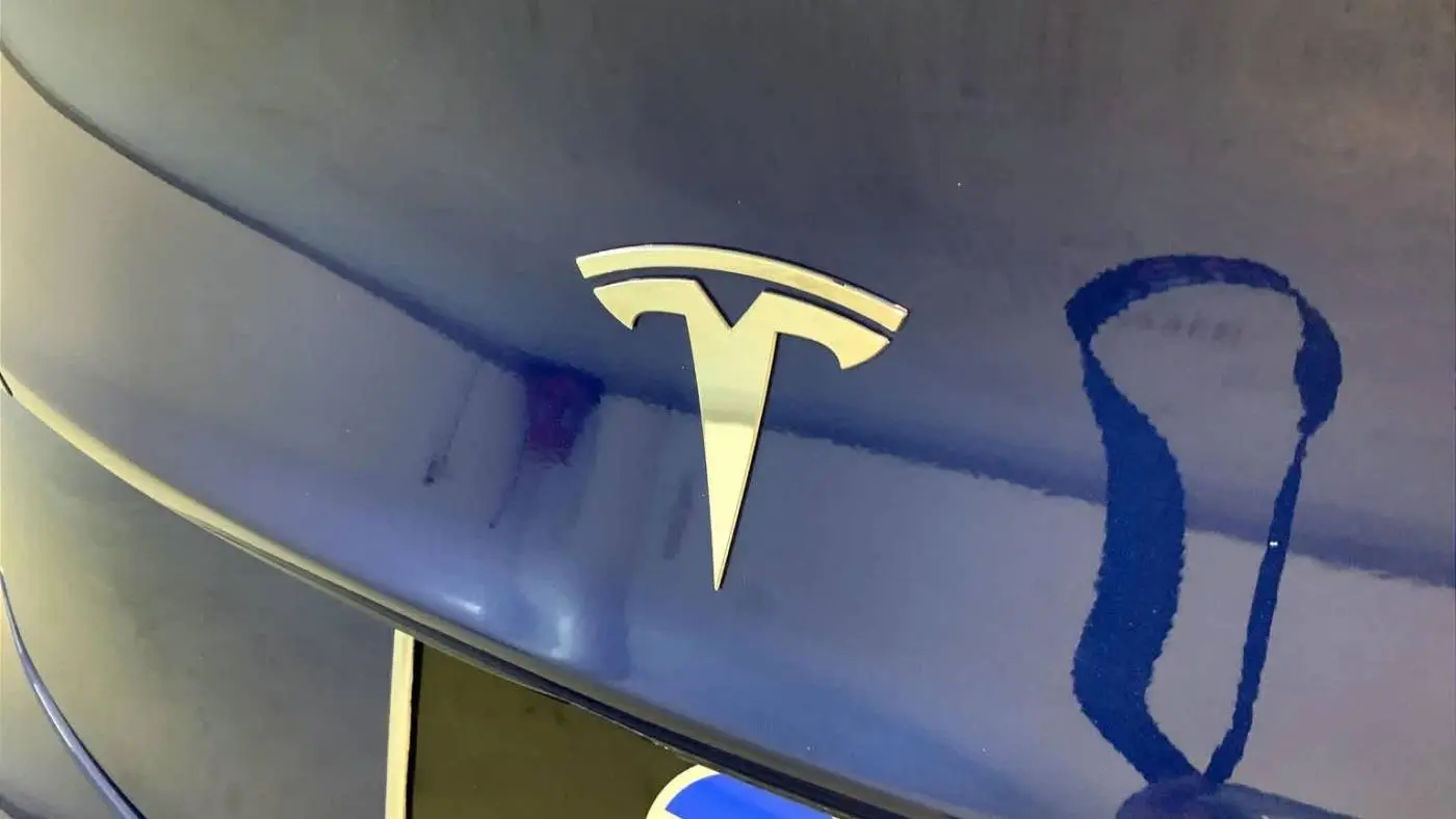 2023 Tesla Model 3 5YJ3E1EA5PF686425