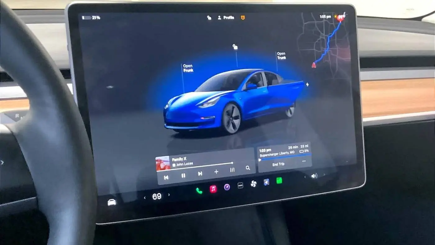 2023 Tesla Model 3 5YJ3E1EA5PF686425