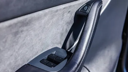 2021 Tesla Model Y 5YJYGDEE7MF129676