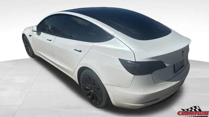 2022 Tesla Model 3 5YJ3E1EB2NF189113