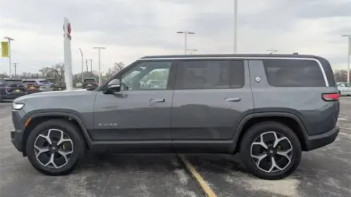 2023 Rivian R1S - Images - 9