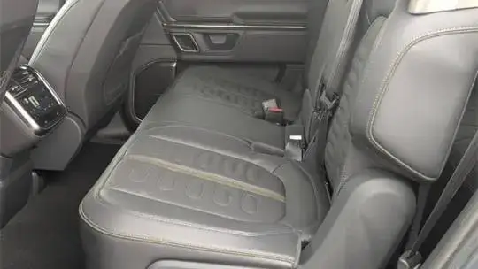 2023 Rivian R1S - Images - 21