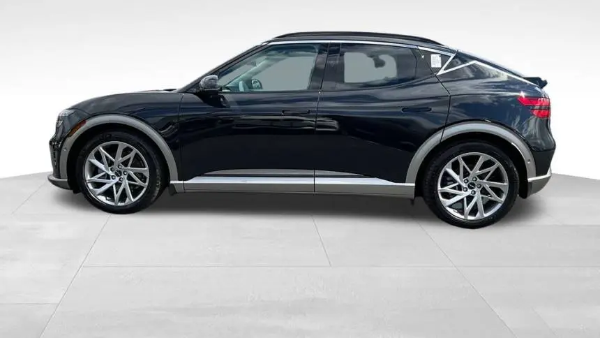 2025 Genesis GV60 KMUKCDSC2SU027417
