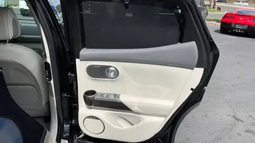 2025 Genesis GV60 KMUKCDSC2SU027417