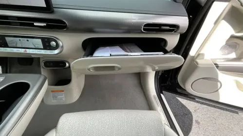 2025 Genesis GV60 KMUKCDSC2SU027417