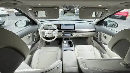 2025 Genesis GV60 KMUKCDSC2SU027417