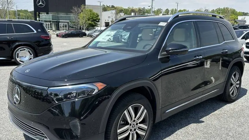 2025 Mercedes EQB W1N9M0CB6SN130243