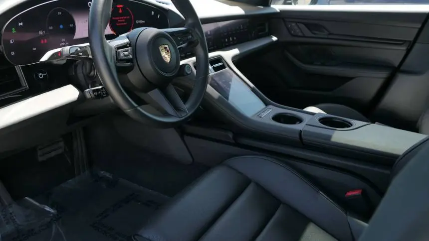 2022 Porsche Taycan WP0AA2Y10NSA17292