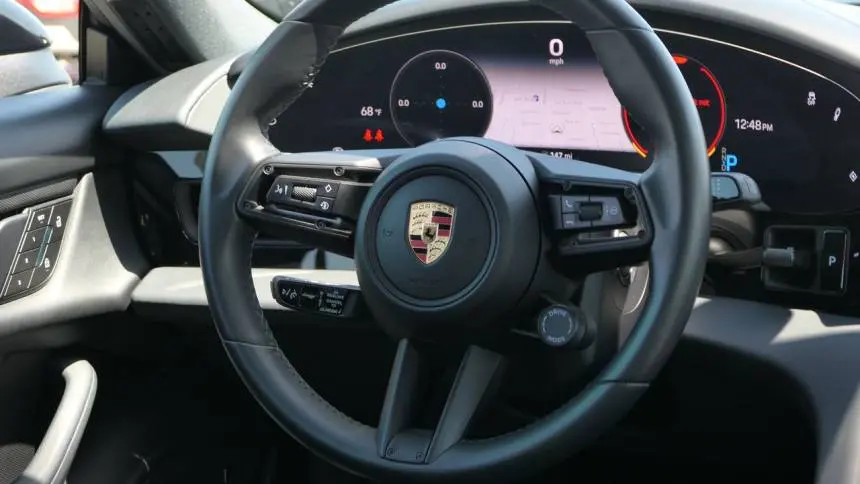 2022 Porsche Taycan WP0AA2Y10NSA17292