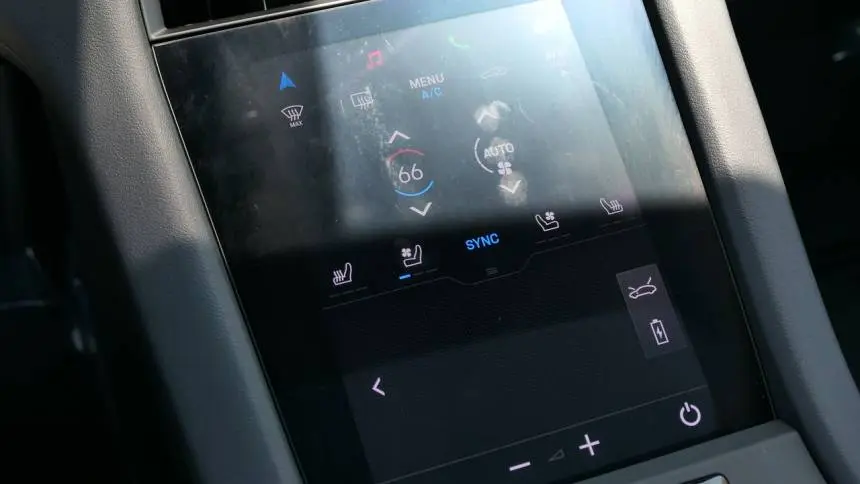 2022 Porsche Taycan WP0AA2Y10NSA17292