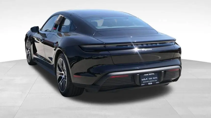 2022 Porsche Taycan WP0AA2Y10NSA17292