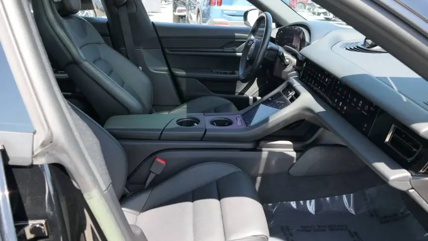 2022 Porsche Taycan WP0AA2Y10NSA17292