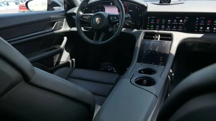 2022 Porsche Taycan WP0AA2Y10NSA17292