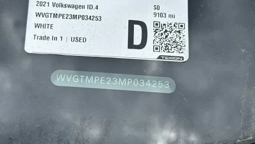 2021 Volkswagen ID.4 WVGTMPE23MP034253