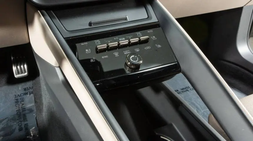 2024 Porsche Macan Electric WP1AC2XA7RL200080