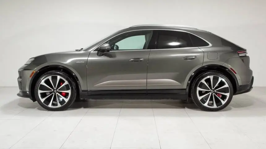 2024 Porsche Macan Electric WP1AC2XA7RL200080
