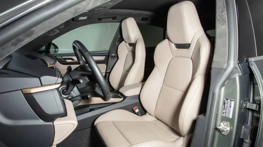 2024 Porsche Macan Electric WP1AC2XA7RL200080