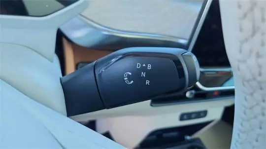 2025 Volkswagen ID.Buzz WVG6YVEB8SH008440