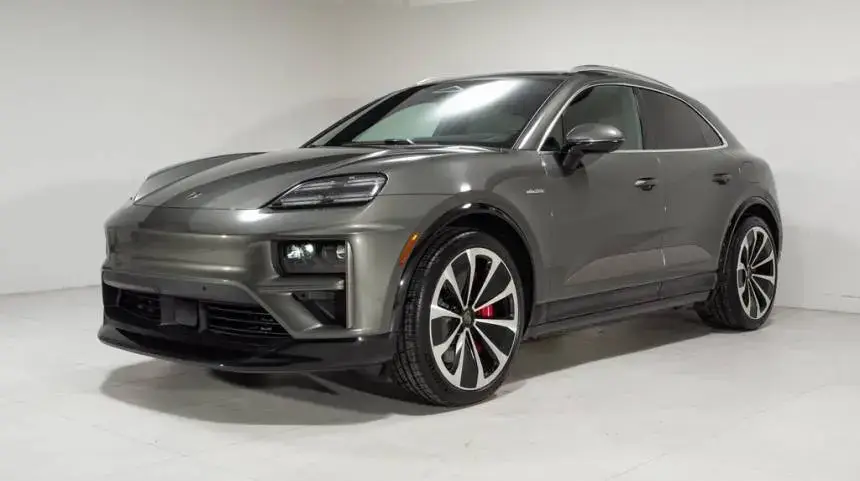 2024 Porsche Macan Electric WP1AC2XA7RL200080