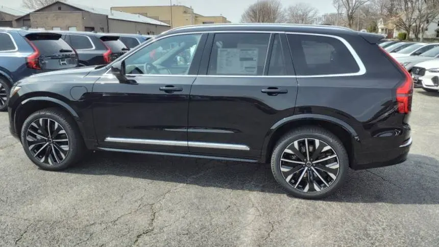 2025 Volvo XC90 YV4H60PB9S1375629