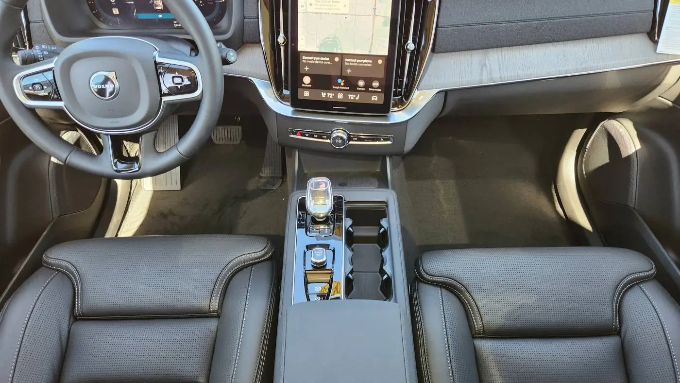 2025 Volvo XC90 YV4H60PG6S1362235