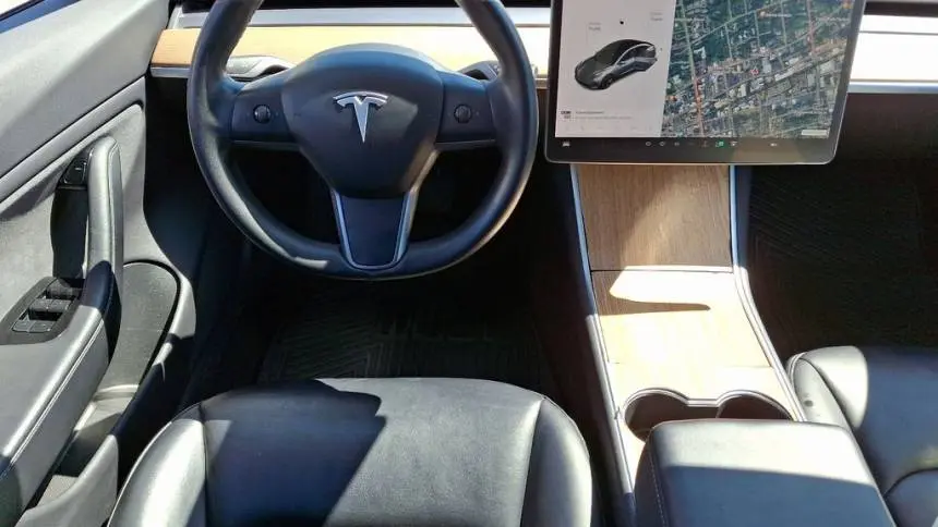 2019 Tesla Model 3 5YJ3E1EA9KF435402