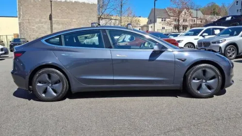 2019 Tesla Model 3 5YJ3E1EA9KF435402