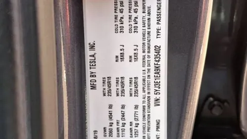 2019 Tesla Model 3 5YJ3E1EA9KF435402