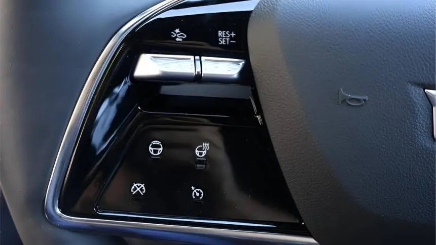 2024 Cadillac Lyriq 1GYKPRRK7RZ138859