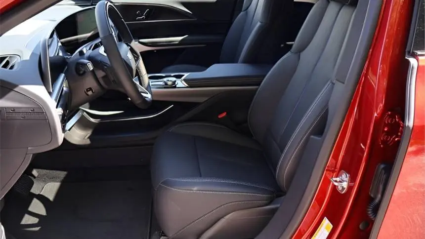 2024 Cadillac Lyriq 1GYKPRRK7RZ138859