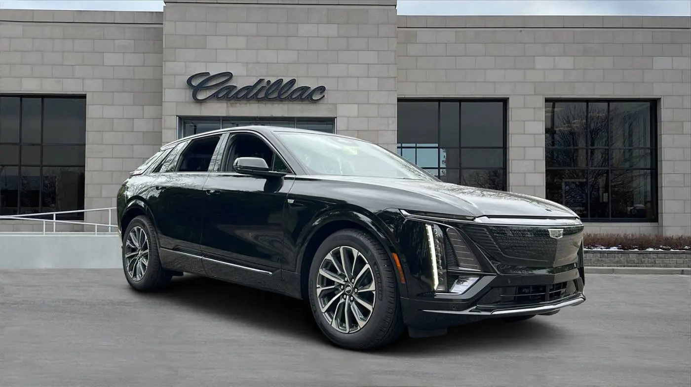 2024 Cadillac Lyriq 1GYKPVRKXRZ143045