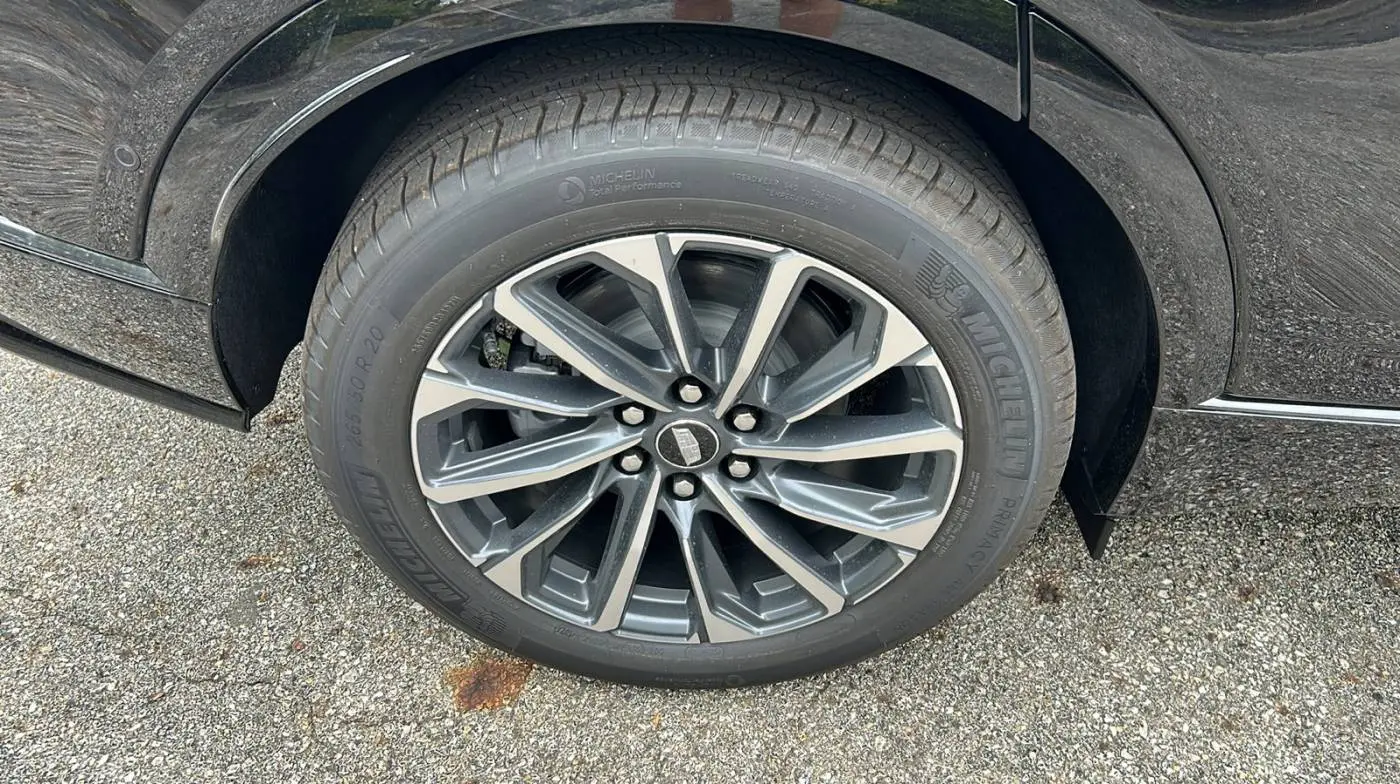 2024 Cadillac Lyriq 1GYKPVRKXRZ143045