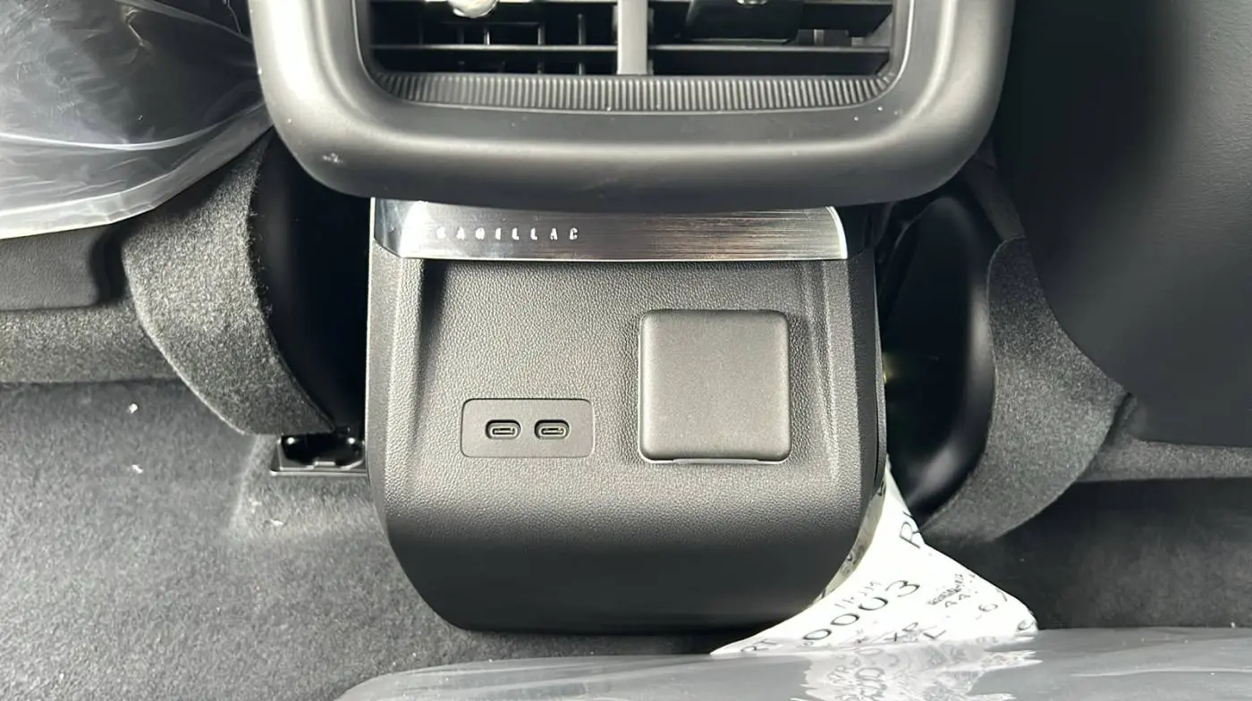 2024 Cadillac Lyriq 1GYKPVRKXRZ143045