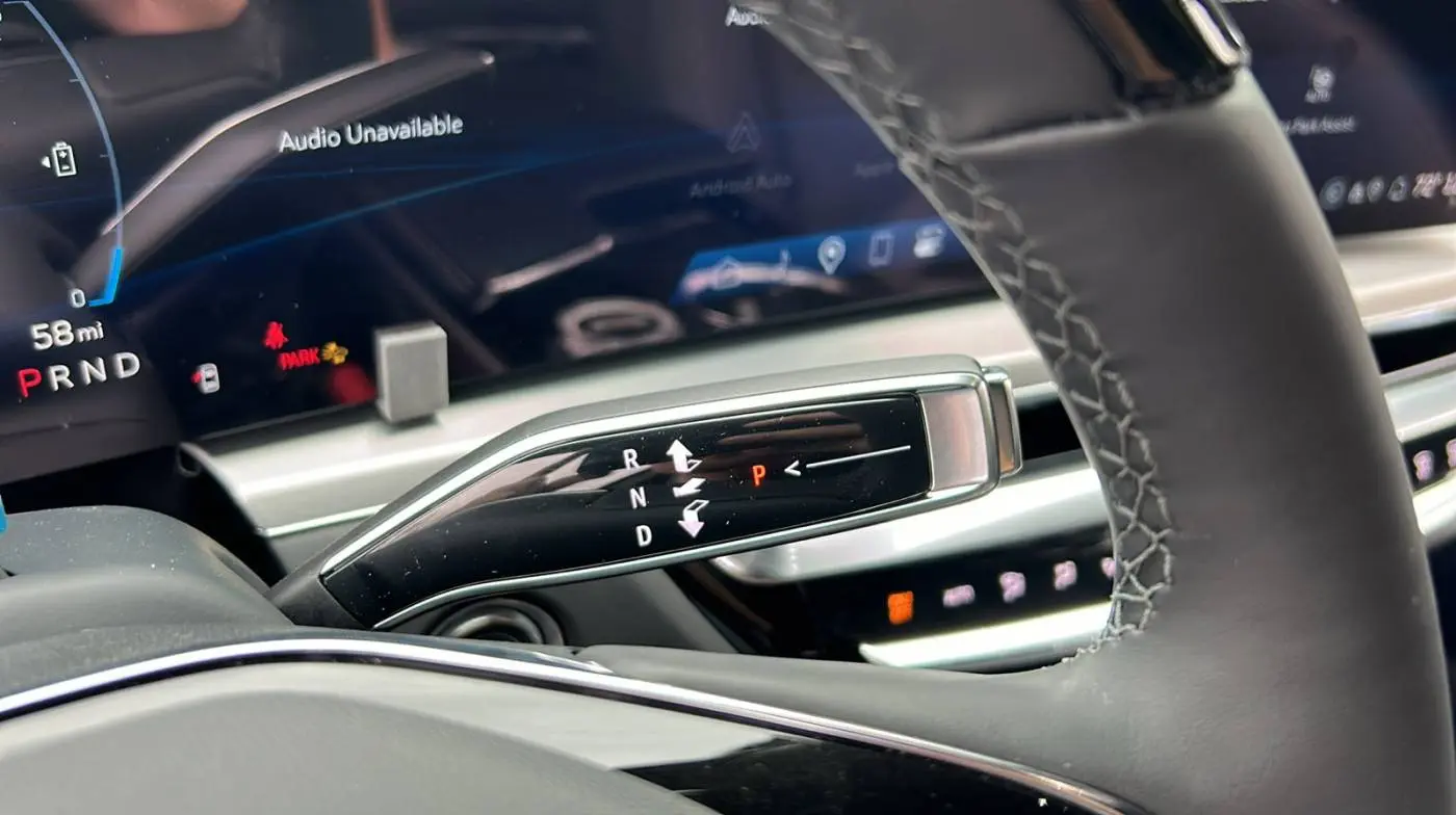 2024 Cadillac Lyriq 1GYKPVRKXRZ143045