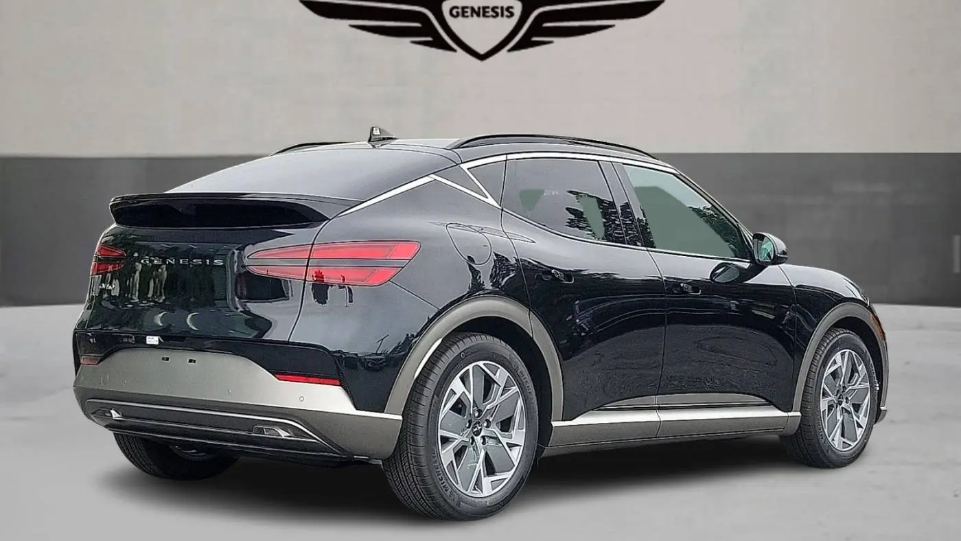 2025 Genesis GV60 KMUKB4SA2SU027449