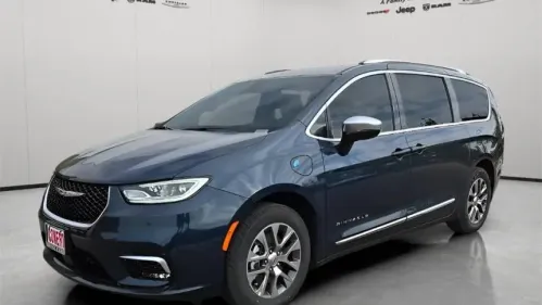 2025 Chrysler Pacifica 2C4RC1N71SR574111