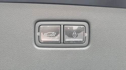 2025 Genesis GV60 KMUKB4SA2SU027449