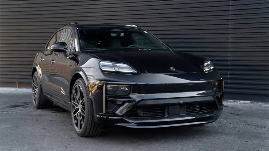2024 Porsche Macan Electric WP1AC2XA6RL200751