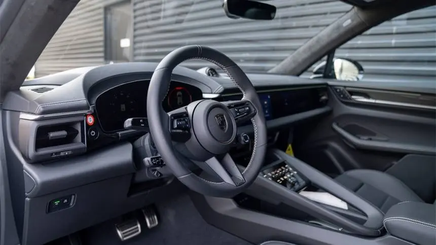 2024 Porsche Macan Electric WP1AC2XA6RL200751