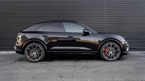 2024 Porsche Macan Electric WP1AC2XA6RL200751