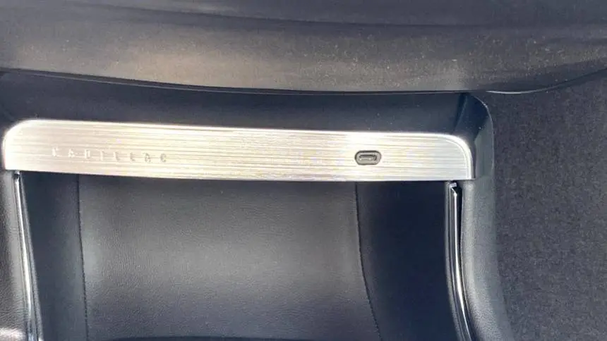 2024 Cadillac Lyriq 1GYKPTRK5RZ133835
