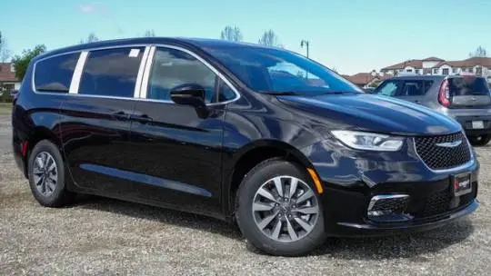 2025 Chrysler Pacifica 2C4RC1S79SR550045