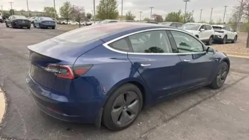 2018 Tesla Model 3 5YJ3E1EA5JF038199